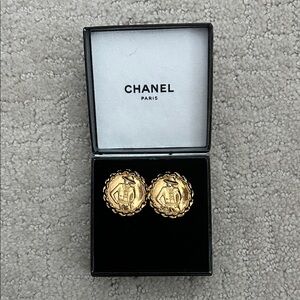 CHANEL Vintage Gold Medallion Clip-On Earrings